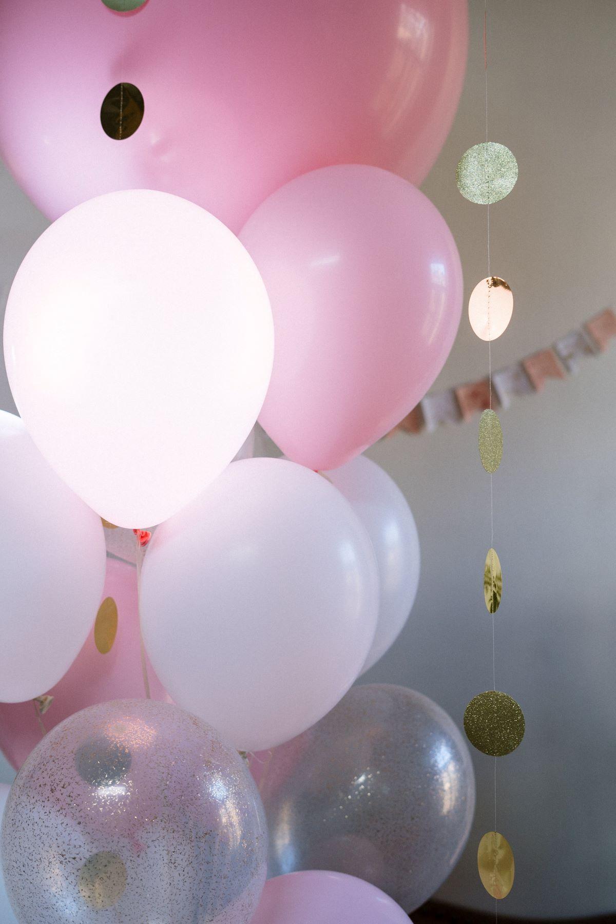 Luftballons_zum_Geburtstag